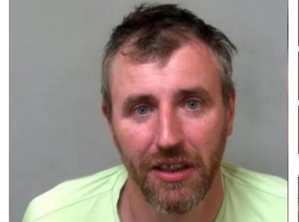 Un român care pretindea că e „partener de afaceri” cu fotbalistul Bernardo Silva, de la Manchester City, extrădat în Franţa pentru trafic de de persoane