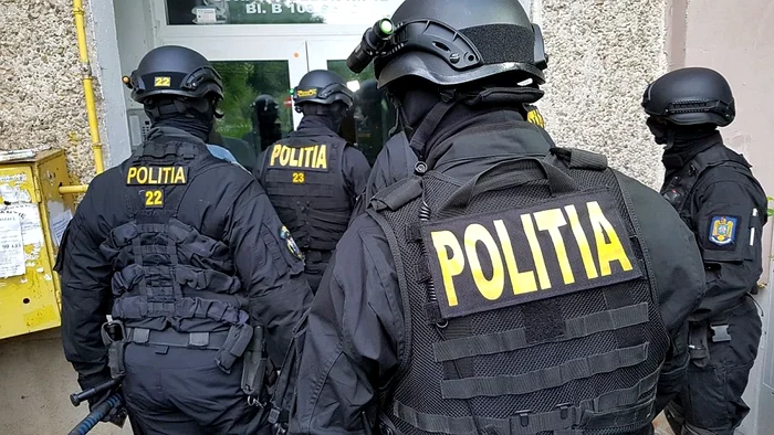 Percheziții domiciliare. FOTO: Adevărul (arhivă)