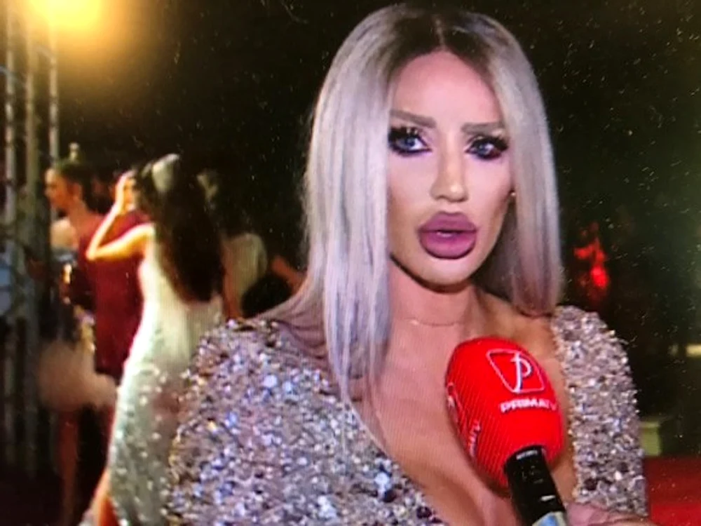 
    Bianca Drăgușanu, în Marbellafoto: Instagram  