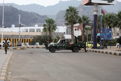 Forșe separatiste din Yemen   portul Aden FOTO EPA EFE jpg