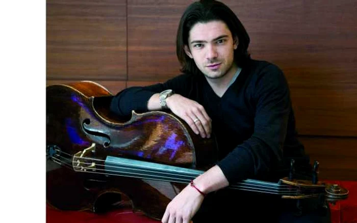 Din 2007, Gautier Capuçon este Ambasador pentru Proiectul Zegna & Music, activitate filantropică pentru promovarea muzicii şi a valorilor sale.