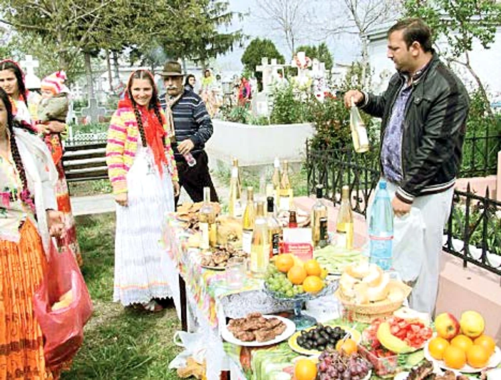 Constanţa. De pe mese nu au lipsit vinul şi  băuturile scumpe