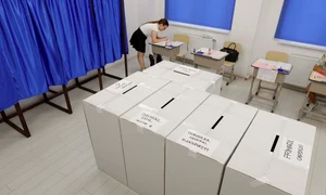 Cristian și Vlad Popescu Piedone au votat. FOTO Inquam Photos / Octav Ganea