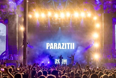 Parazitii Untold 770x540 jpg