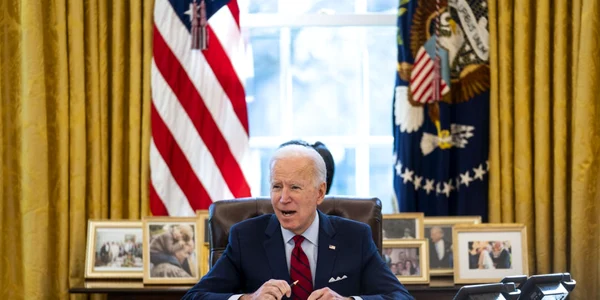 Joe Biden in Biroul Oval FOTO EPA-EFE
