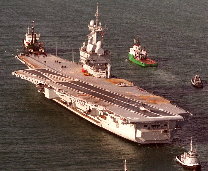 Portavionul Charles de Gaulle 