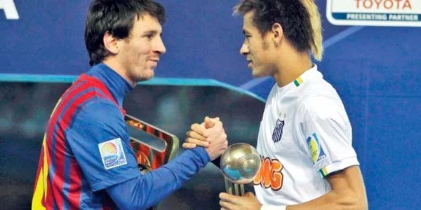 Messi şi Neymar au fost adversari în Barcelona – Santos 4-0, în finala CM al cluburilor  Foto: reuters