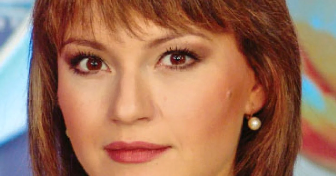 Dana Războiu a născut-Ştiri pe scurt