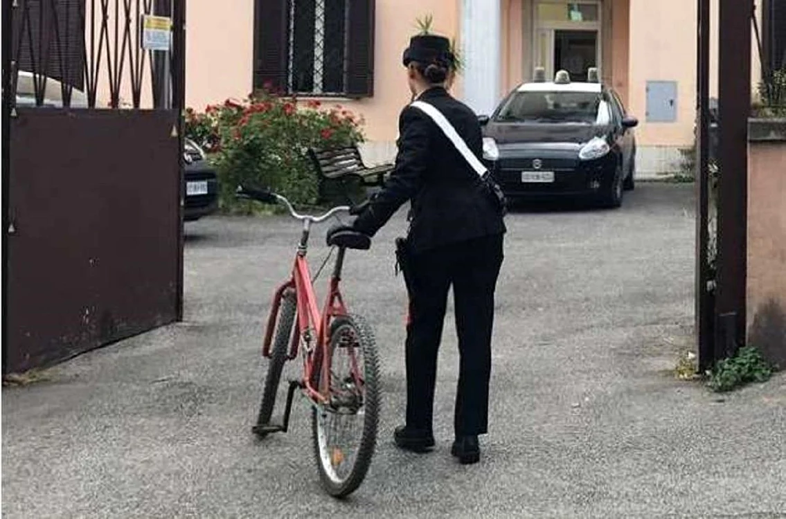 Din ce în ce mai mulți români fură biciclete în Italia