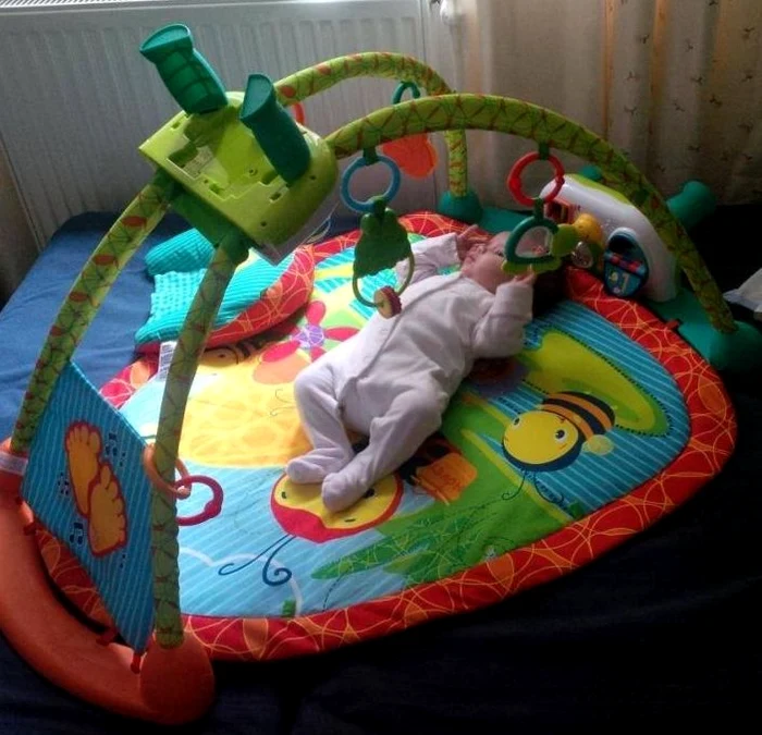 Maria Isabela, fetiţa Oanei Roman