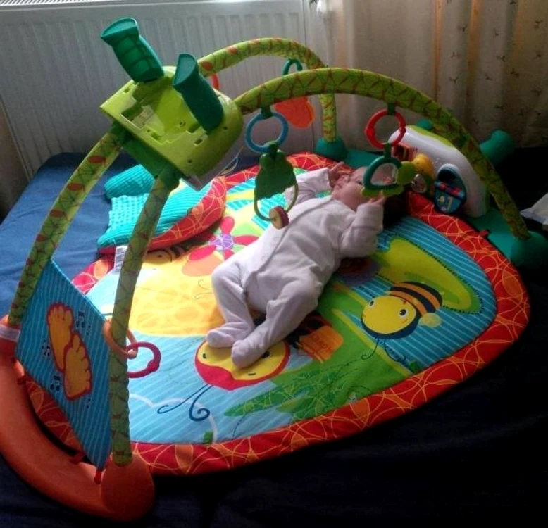 Maria Isabela, fetiţa Oanei Roman