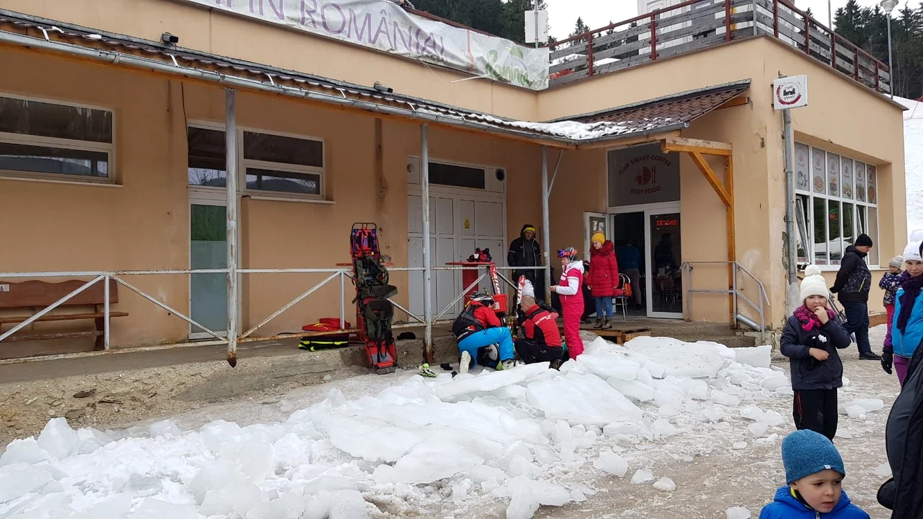 Femeia rănită a fost preluată de un echipaj al Salvamont Bihor Foto: arhiva personala