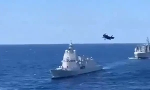 italia trimite o fregata pentru a proteja cipru foto captura video jpg