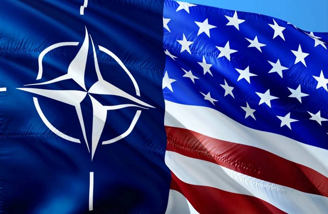drapel steag nato sua america foto shutterstock
