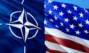 drapel steag nato sua america foto shutterstock