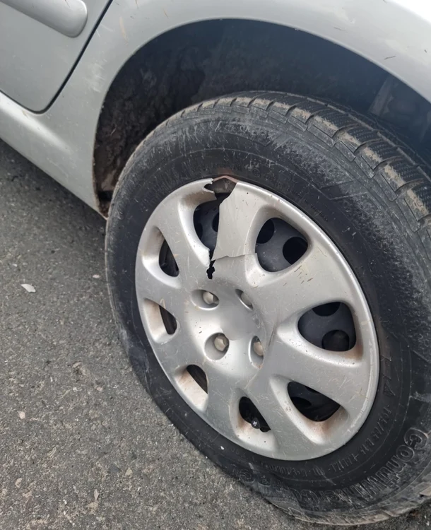 Polițiștii au tras în anvelope FOTO: IPJ Galați