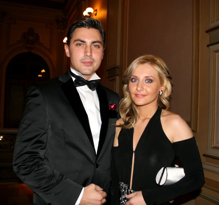 
    Alexandru Ciucu şi Alina Sorescu  