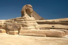 Sfinxul   statuia gigantică sub forma de leu cu cap de om jpeg