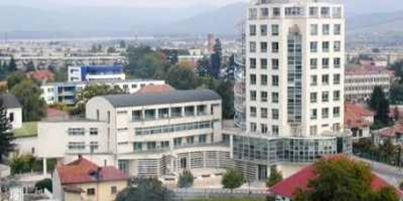 Un comisar superior al Gărzii Financiare Vâlcea, Ilie Grecu, cercetat penal ca a luat mita 1.000 de euro