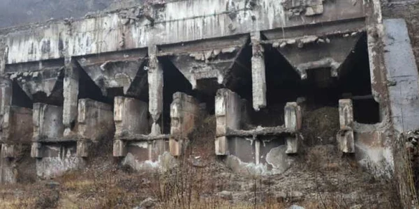ruinele exploatarii mniere Teliuc foto daniel guta adevarul ianuarie 2021