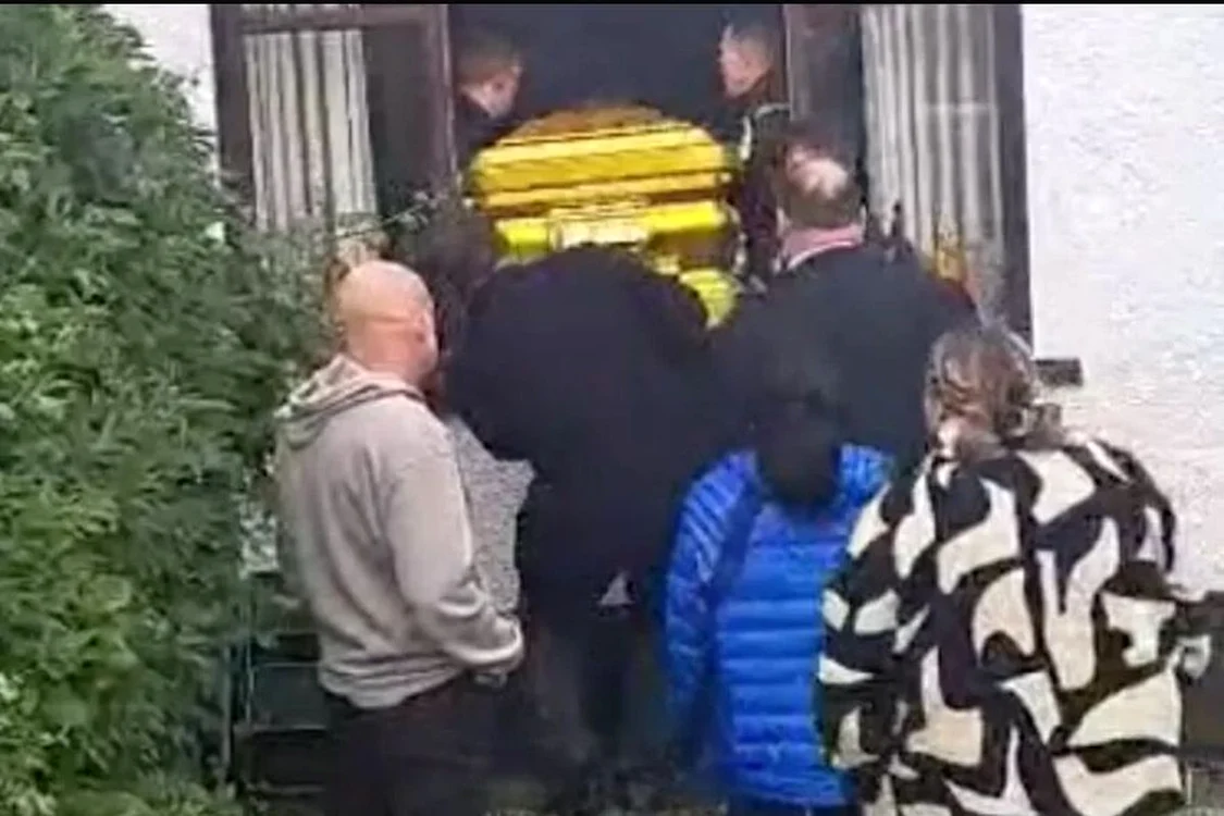 Stephen O'Reilly a fost înmormântat într-un coșciug aurit 