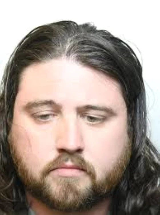 Când a violat o femeie, Lexi Secker era bărbat şi îl chema Alexander. Foto Wiltshire Police