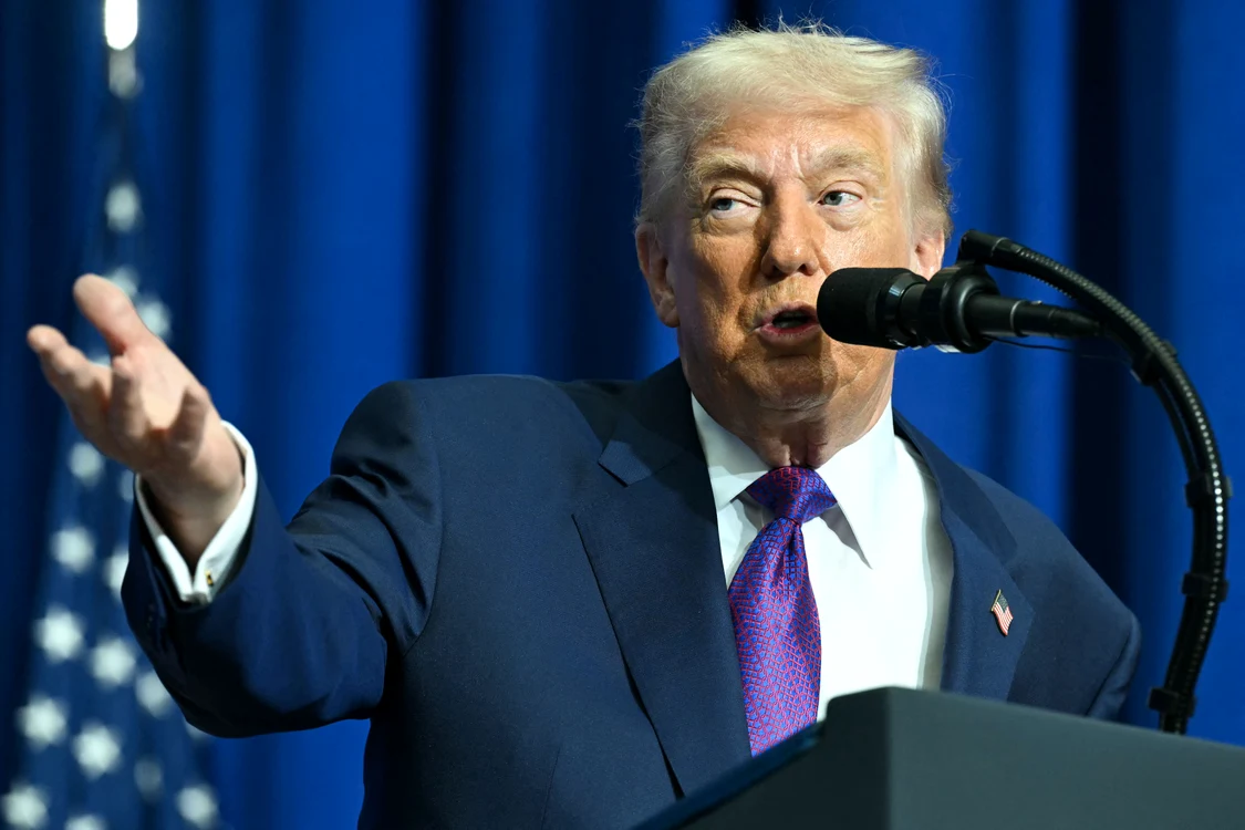 Trump a criticat dur judecătorii Curții Supreme care i-au blocat aplicarea tarifelor. FOTO: AFP