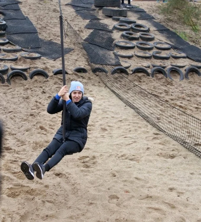 Cristina Neagu s-a distrat în parcul de aventură