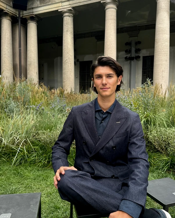 Se prea poate ca nepotul Regelui Frederik să fie destul de confuz după schimbarea bruscă de statut.