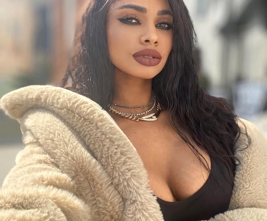 Laurette a publicat pe Instagram poze cu bărbatul despre care spune că a agresat-ofoto: Instagram