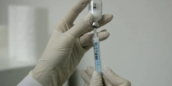 Vaccinul împotriva noii este salvator