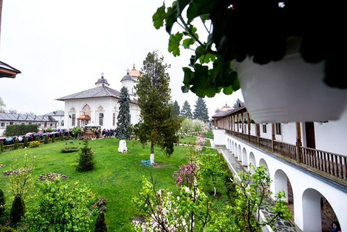 calarasi manastirea cernica cel mai mare asezamant spiritual foto/orasul Pantelimon