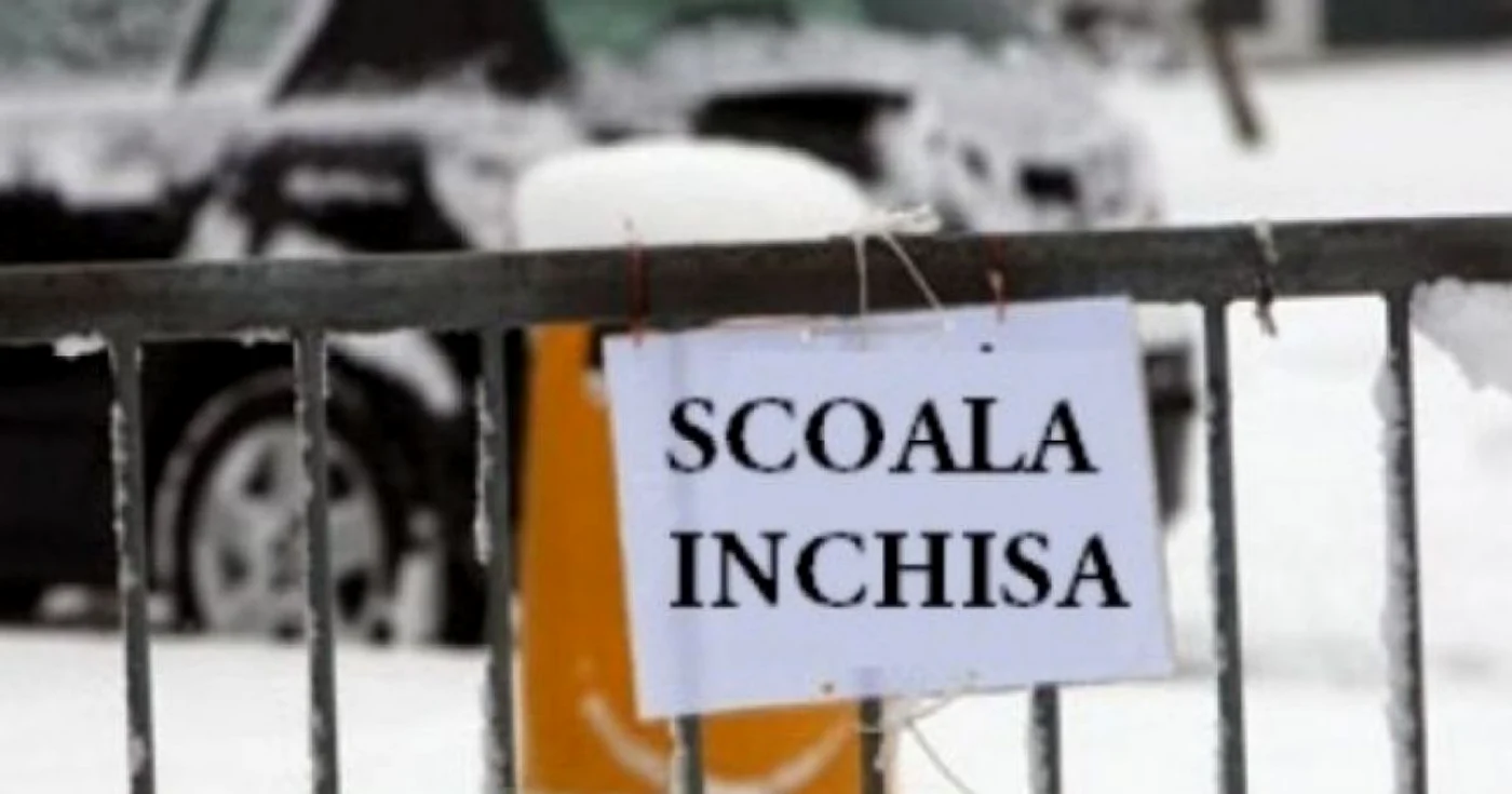 Lista actualizată a judeţelor unde şcolile  vor fi închise vineri. FOTO: Arhiva „Adevărul“