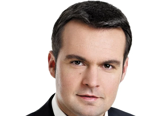 
    Românca, originară din Baia-Mare, se afla într-un bar din Paris  foto: Adevărul  