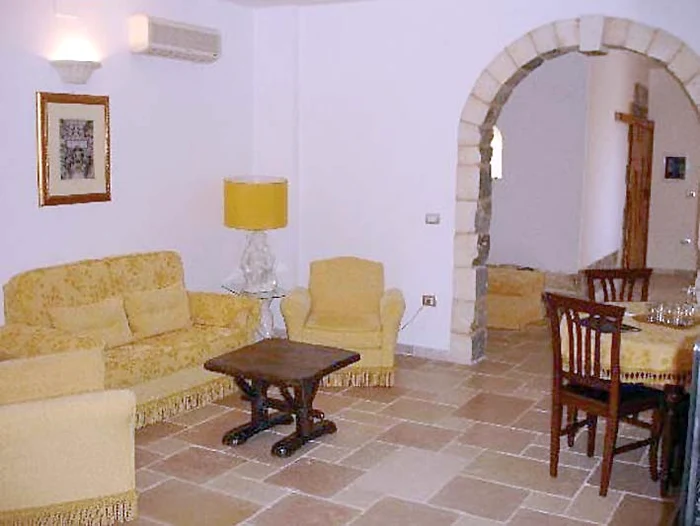 Camerele sunt dotate cu aer condiționat