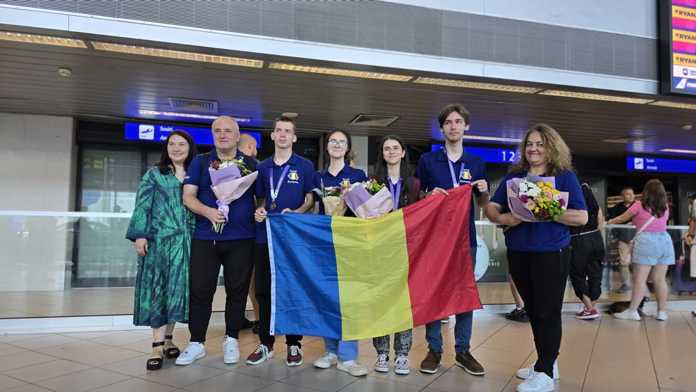#RomâniaNeUnește | Românul de 10 care a pus România pe harta olimpică: aur și argint la Geografie