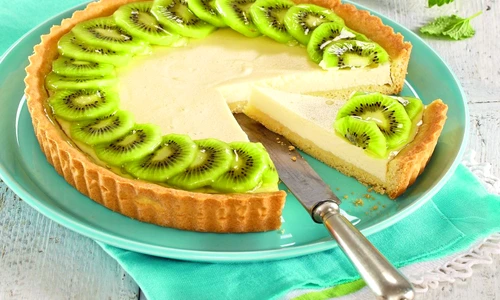 Tarta cu branza si kiwi jpeg