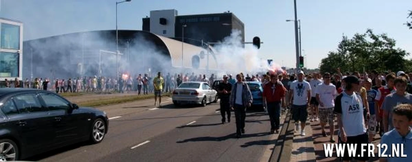 "Legionarii" lui Feyenoord sunt cei mai fanatici din Olanda