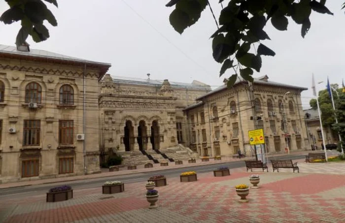 Universitatea Dunărea de Jos sediul central FOTO Costel Crângan