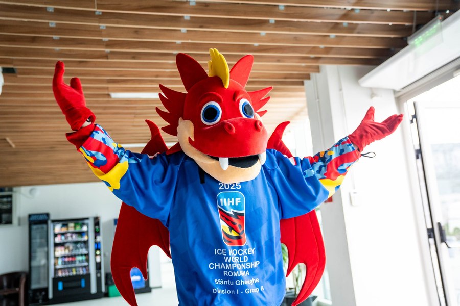 Un balaur, mascota Campionatului Mondial de hochei pe gheață găzduit în România