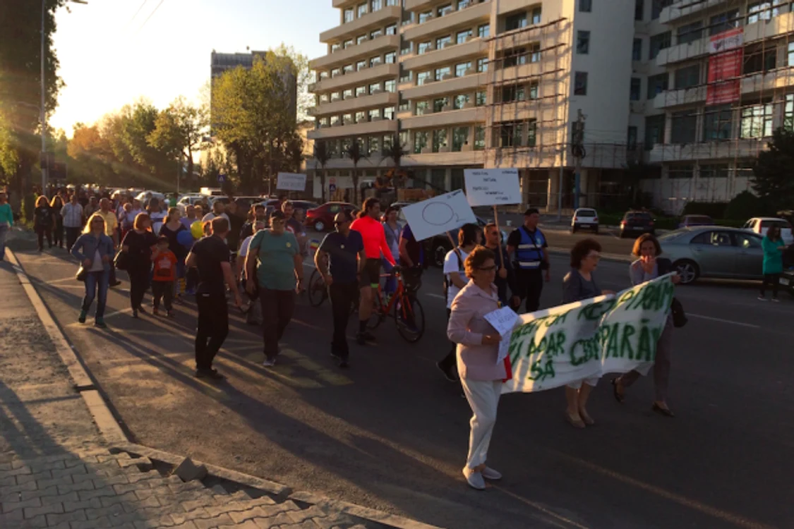 Protest pentru salvarea Parcului Tăbăcărie din Constanţa Foto Sînziana Ionescu