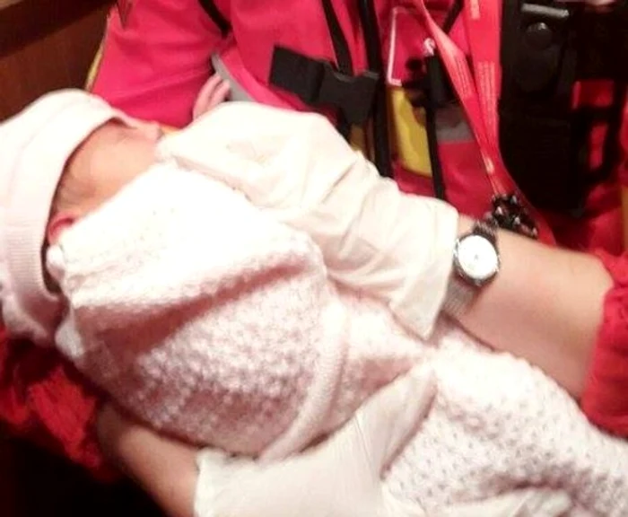 Fetiţa a fost găsită de un trecător