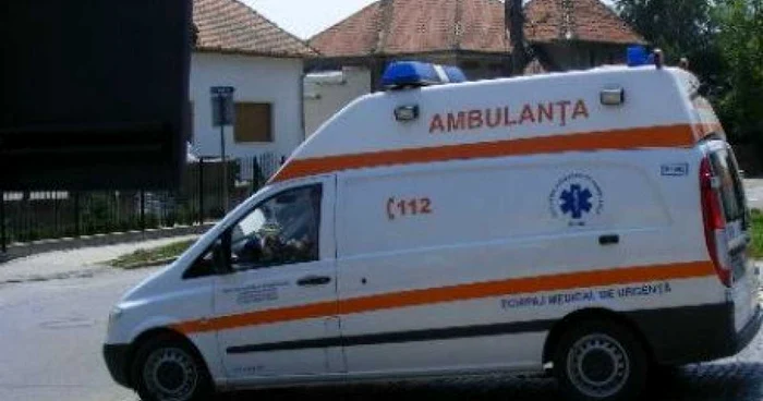 Cei şase elevi au fost transportaţi la spital