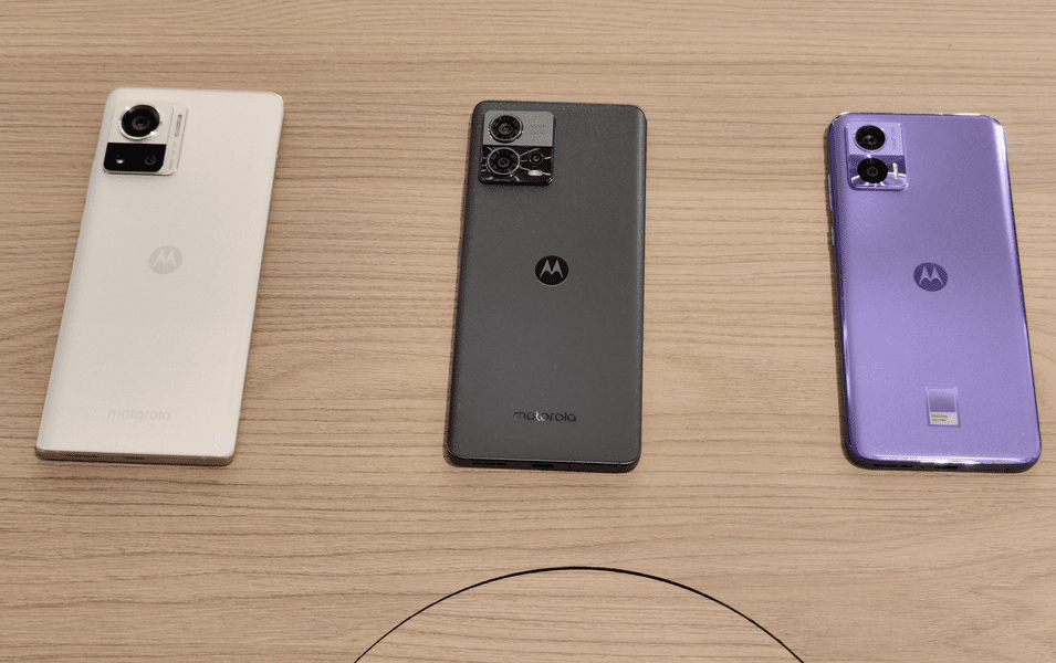 Motorola lanseză trei smartphone-uri din seria Edge 30: Ultra, Fusion și Neo