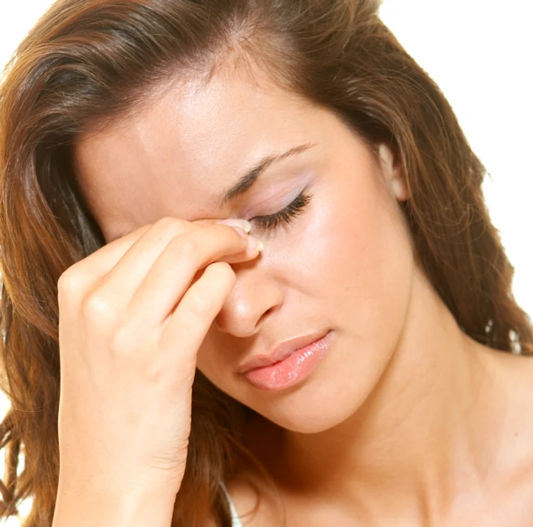 
    Spray-urile nazale şi picăturile reduc inflamaţia şi desfundă nasul.www.clicksanatate.ro  