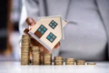 Pret case - imobiliare - in scadere FOTO Shutterstock 