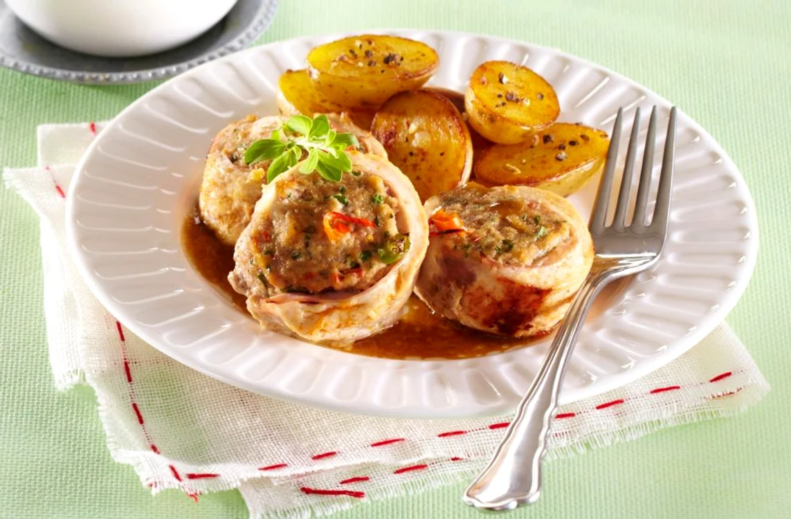 rulada pui  carne tocata jpeg
