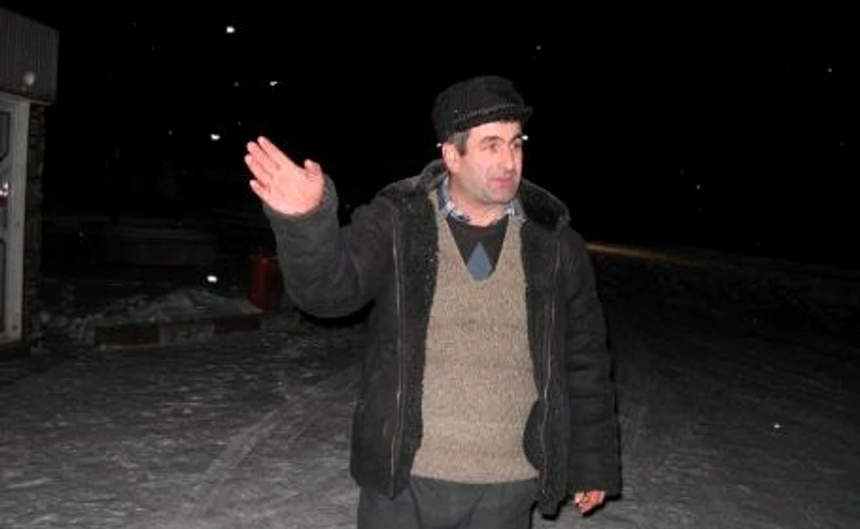 
    Marcel Tofan l-a preluat pe subofiţer din faţa gării Dorohoi la puţin timp după crimă  