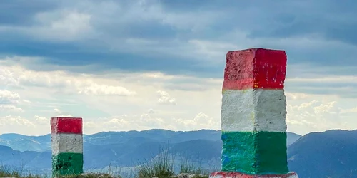 borne piatra secuiului1 jpg