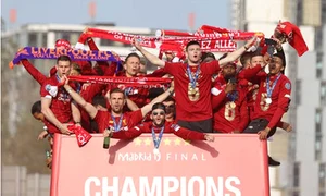 liverpool castiga liga campionilor jpeg